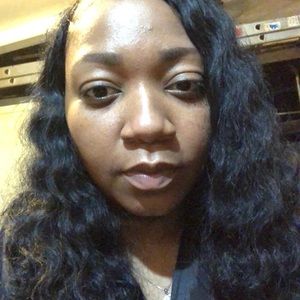 Meet your Posher, Catherine